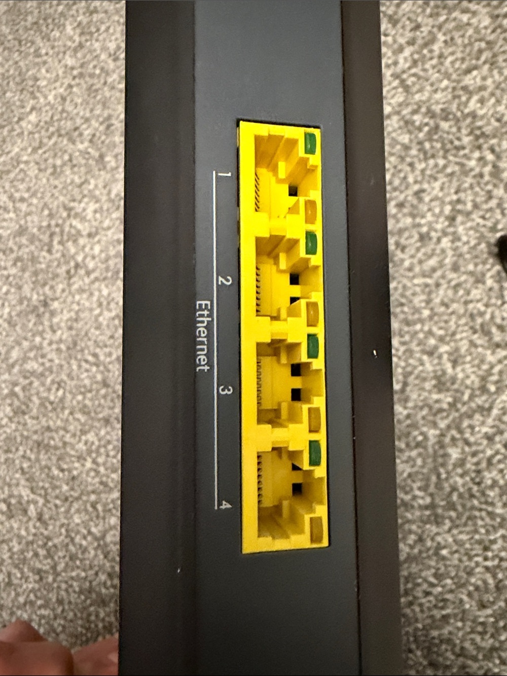 Netgear AC1900 WiFi Cable Modem Router Model C6900 - Picture 6 of 8